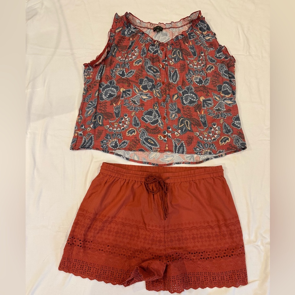 Faded Glory Terracotta Cotton Shorts and matching Wonderly top. Sizes 14 & XXL
